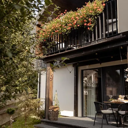 Ugrad Family з чаном-джакузі Slavske