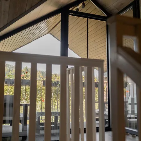 Ugrad Family з чаном-джакузі * Slavske