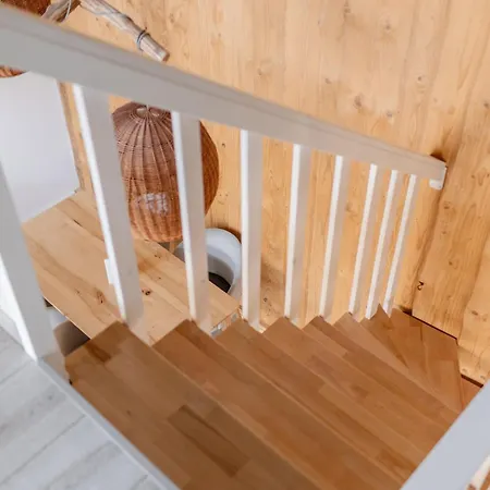 Ugrad Family з чаном-джакузі Chalet