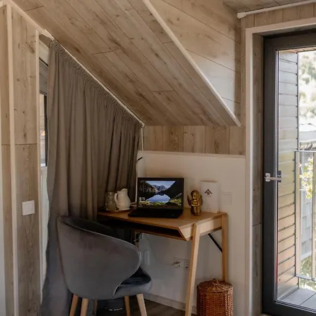 Ugrad Family з чаном-джакузі *