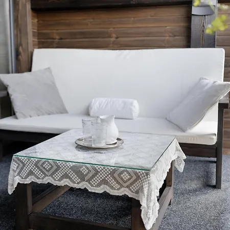 Alpstuga Ugrad Family з чаном-джакузі *