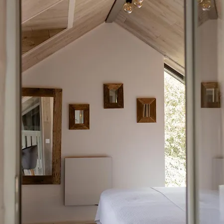 Chalet Ugrad Family з чаном-джакузі Slavske