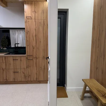 Chalet Ugrad Family з чаном-джакузі