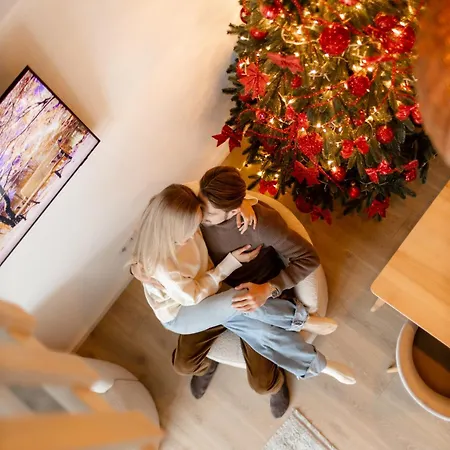 Chalet Ugrad Family з чаном-джакузі Slavske