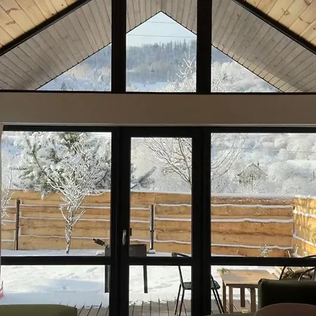 Ugrad Family з чаном-джакузі *