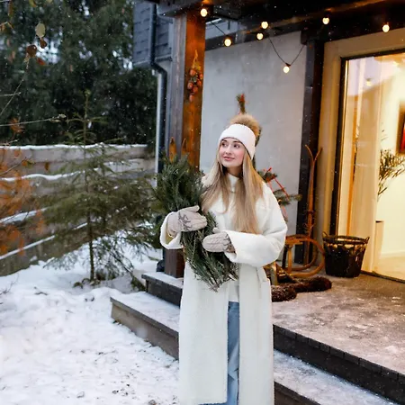 Ugrad Family з чаном-джакузі Chalet Slavske