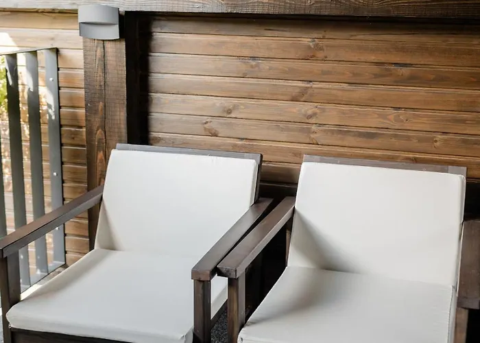 Chalet Ugrad Family з чаном-джакузі