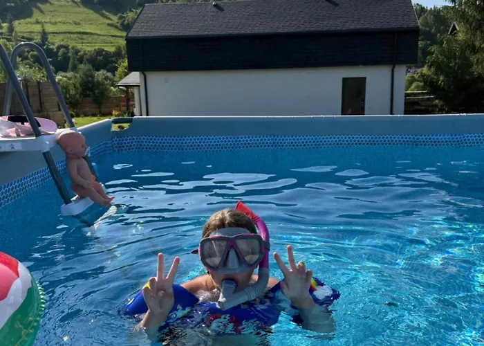 Ugrad Family з чаном-джакузі * Slavske
